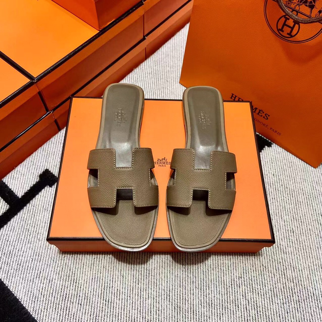 에르메스 올수공 오란 슬리퍼 샌들 앱송 124